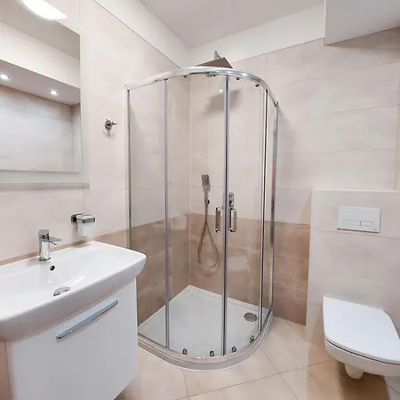 Mig Goscinne 民宿 Dziwnów