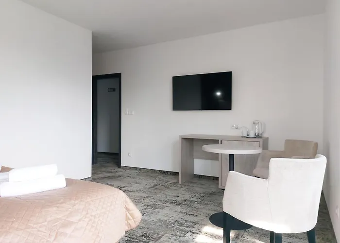 Mig Goscinne 民宿 Dziwnów