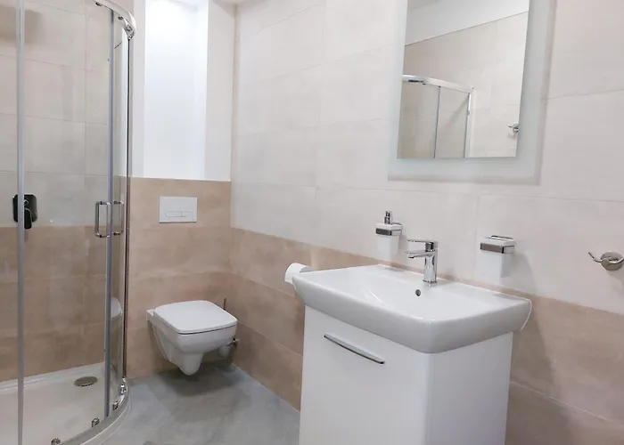 Δωμάτια σε οικογενειακή κατοικία Mig Goscinne